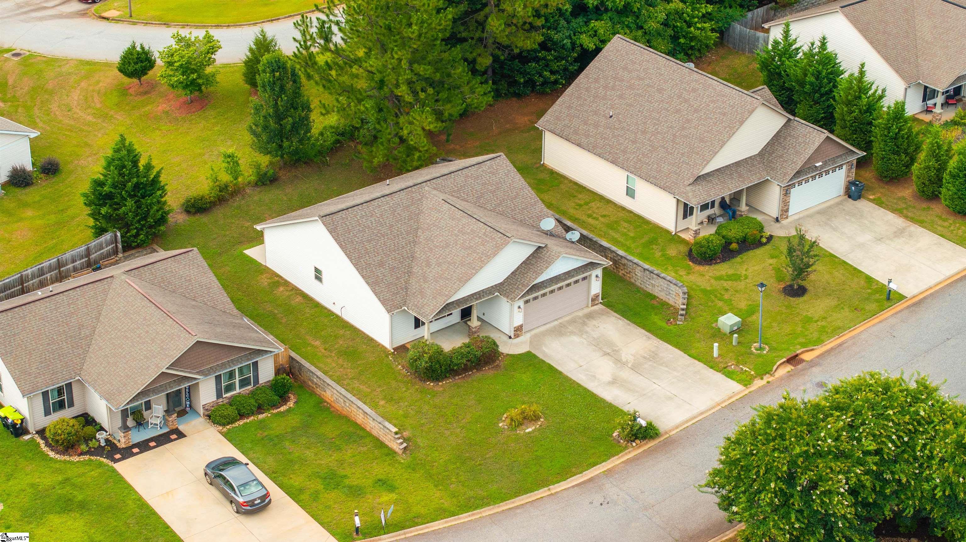 604 Nature Walk Way Inman, SC 29349 - Photo 2 of 36