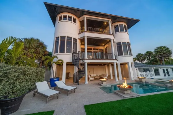 $10,989,000 | 1040 Eldorado Avenue, Clearwater Beach, FL 33767