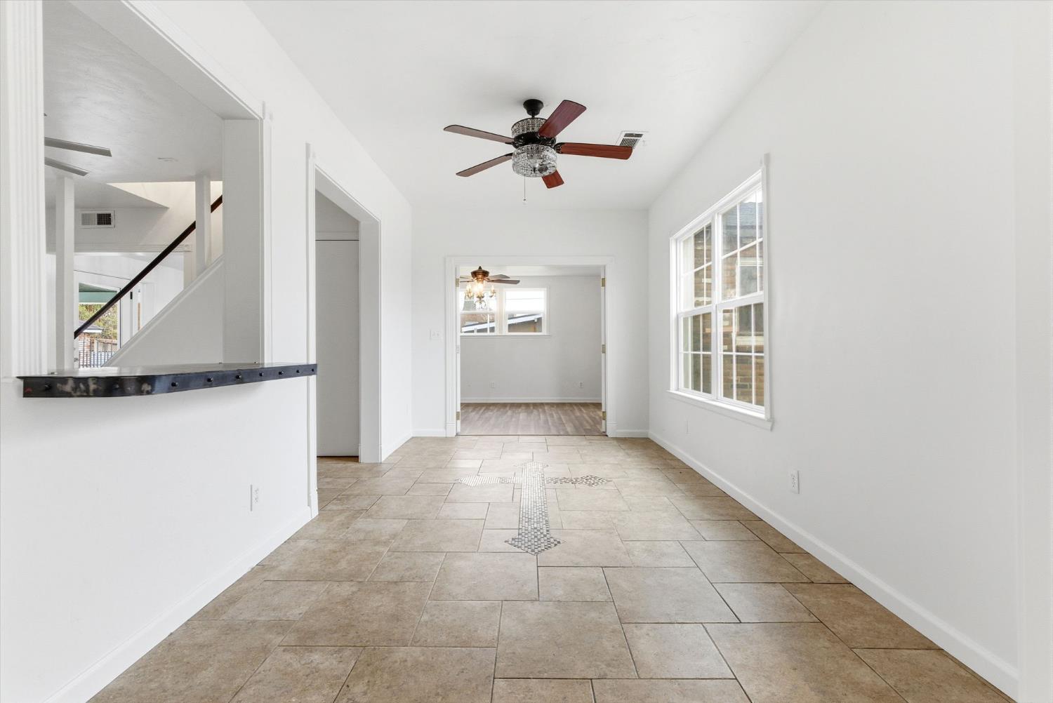 2111 Carter Way Hanford, CA 93230 - Photo 23 of 68