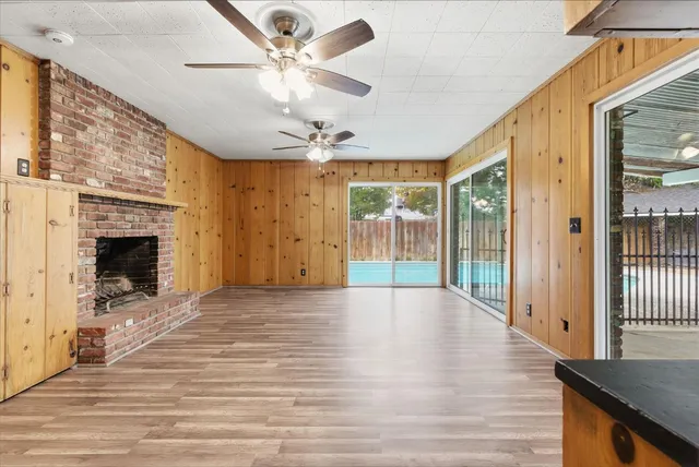 $385,000 | 2111 Carter Way, Hanford, CA 93230