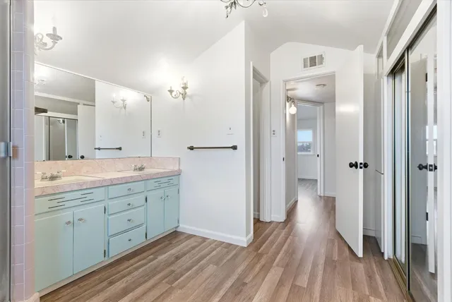 $385,000 | 2111 Carter Way, Hanford, CA 93230