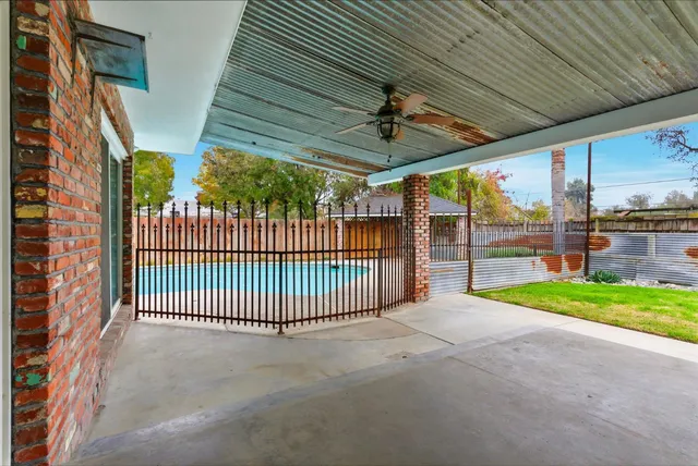 $385,000 | 2111 Carter Way, Hanford, CA 93230