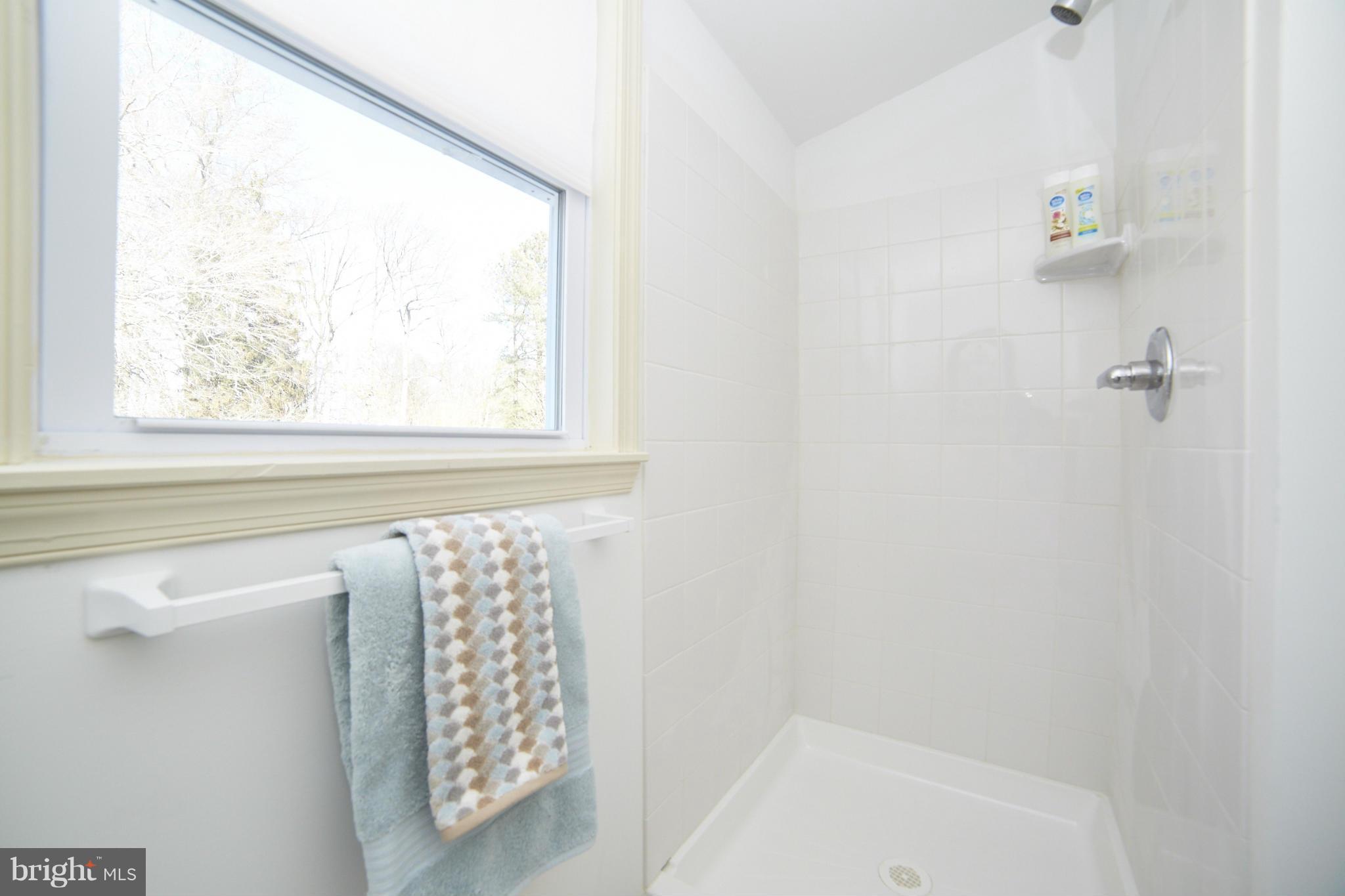 1616 Middleborough Road Baltimore, MD 21221 - Photo 30 of 30 Bath #2