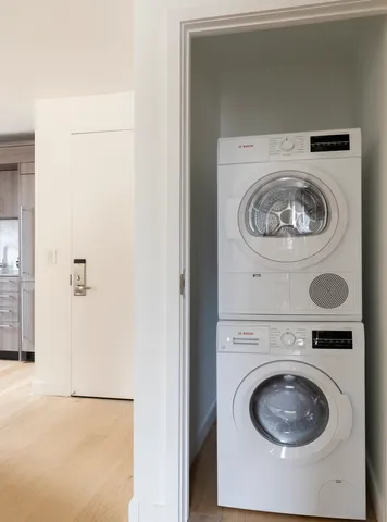 $1,195,000 | 234 East 46th Street, Unit 1204 | Midtown East