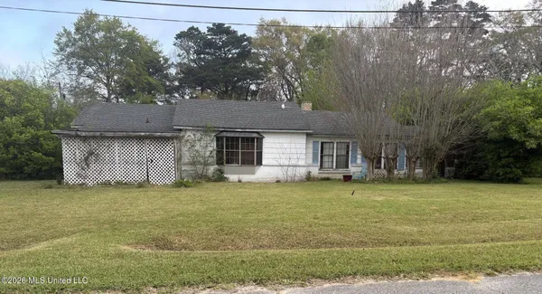 $99,500 | 507 East College Avenue, Wiggins, MS 39577