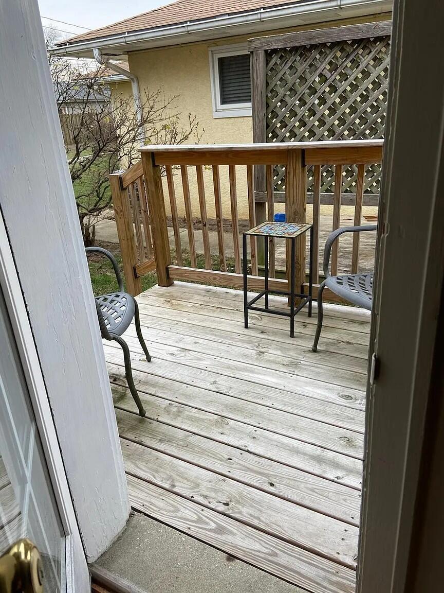 1841 Ridgecliff Road Columbus, OH 43221 - Photo 36 of 39 Deck