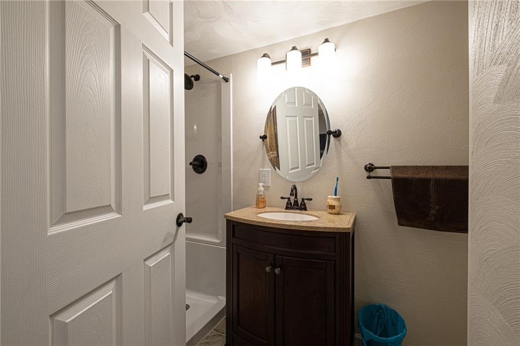 3013 Universal Road Pittsburgh, PA 15235 - Photo 17 of 21 Gallery Image 17