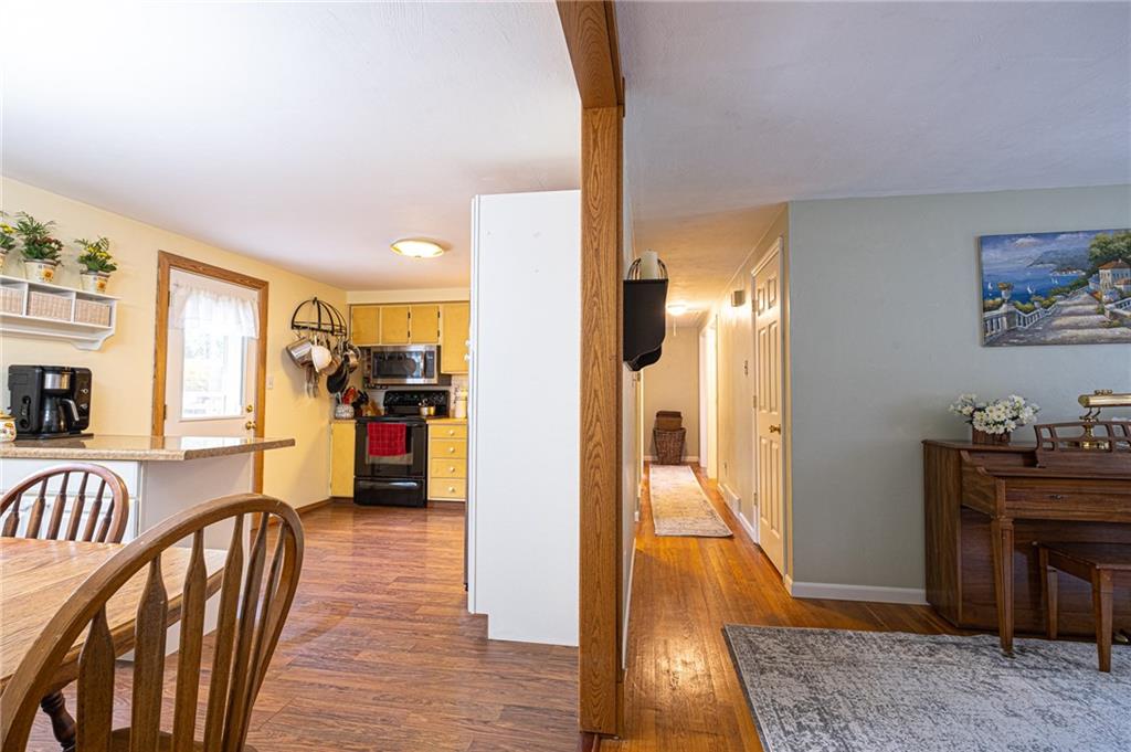 3013 Universal Road Pittsburgh, PA 15235 - Photo 4 of 21 Gallery Image 4