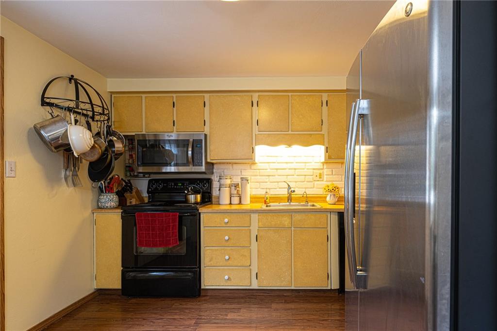 3013 Universal Road Pittsburgh, PA 15235 - Photo 7 of 21 Gallery Image 7