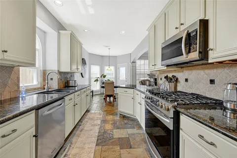 $360,000 | 6735 Cleft Stone Drive, Houston, TX 77084