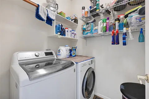 $360,000 | 6735 Cleft Stone Drive, Houston, TX 77084