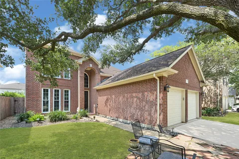 $360,000 | 6735 Cleft Stone Drive, Houston, TX 77084