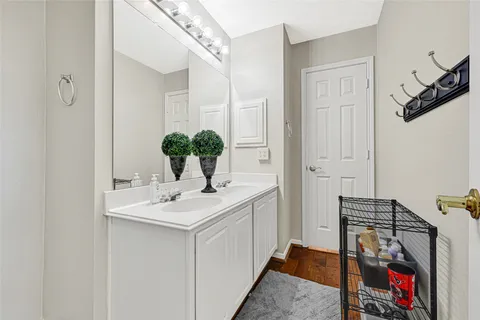 $360,000 | 6735 Cleft Stone Drive, Houston, TX 77084