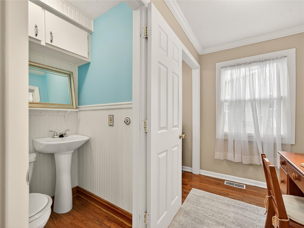 200 Genesee Street Avon, NY 14414 - Photo 16 of 35