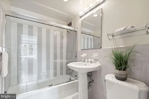 $535,000 | 2475 Virginia Avenue Northwest, Unit 721, Washington, DC 20037