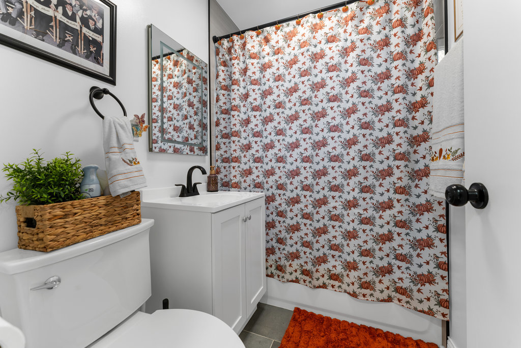 10537 Austin Avenue Chicago Ridge, IL 60415 - Photo 12 of 32 Gallery Image 12
