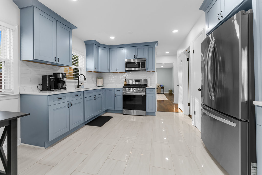 10537 Austin Avenue Chicago Ridge, IL 60415 - Photo 15 of 32 Gallery Image 15