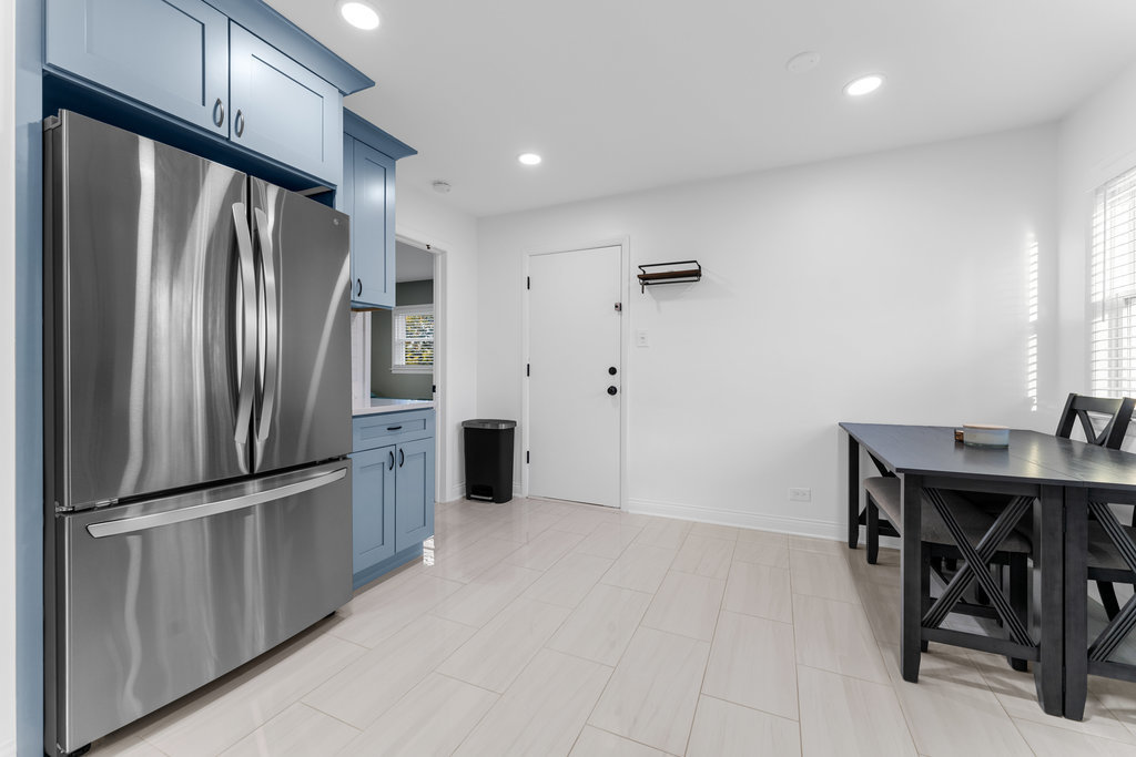 10537 Austin Avenue Chicago Ridge, IL 60415 - Photo 19 of 32 Gallery Image 19