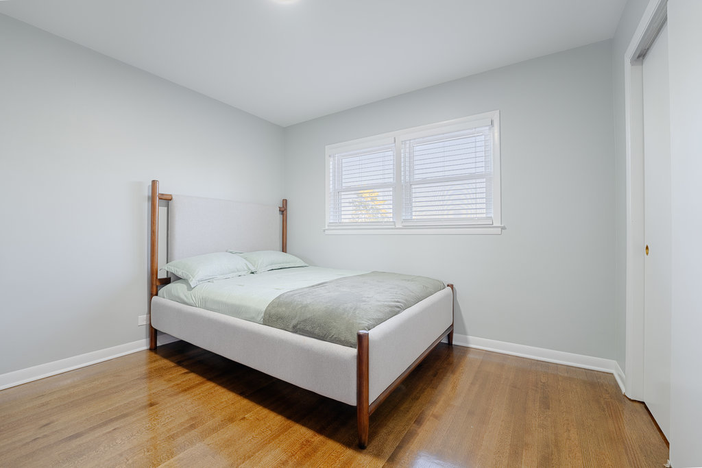 10537 Austin Avenue Chicago Ridge, IL 60415 - Photo 22 of 32 Gallery Image 22