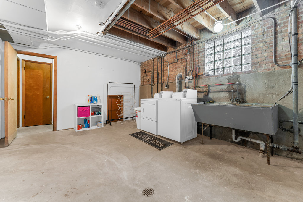 10537 Austin Avenue Chicago Ridge, IL 60415 - Photo 25 of 32 Gallery Image 25