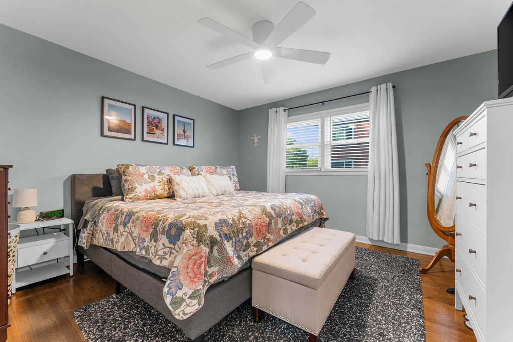 10537 Austin Avenue Chicago Ridge, IL 60415 - Photo 10 of 32 Gallery Image 10