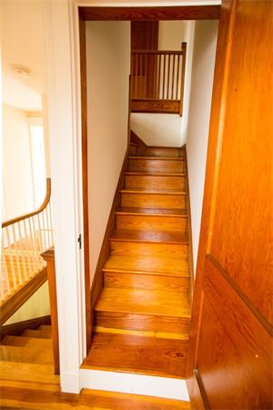 281 Glen Road Weston, MA 02493 - Photo 13 of 18 a view of entryway