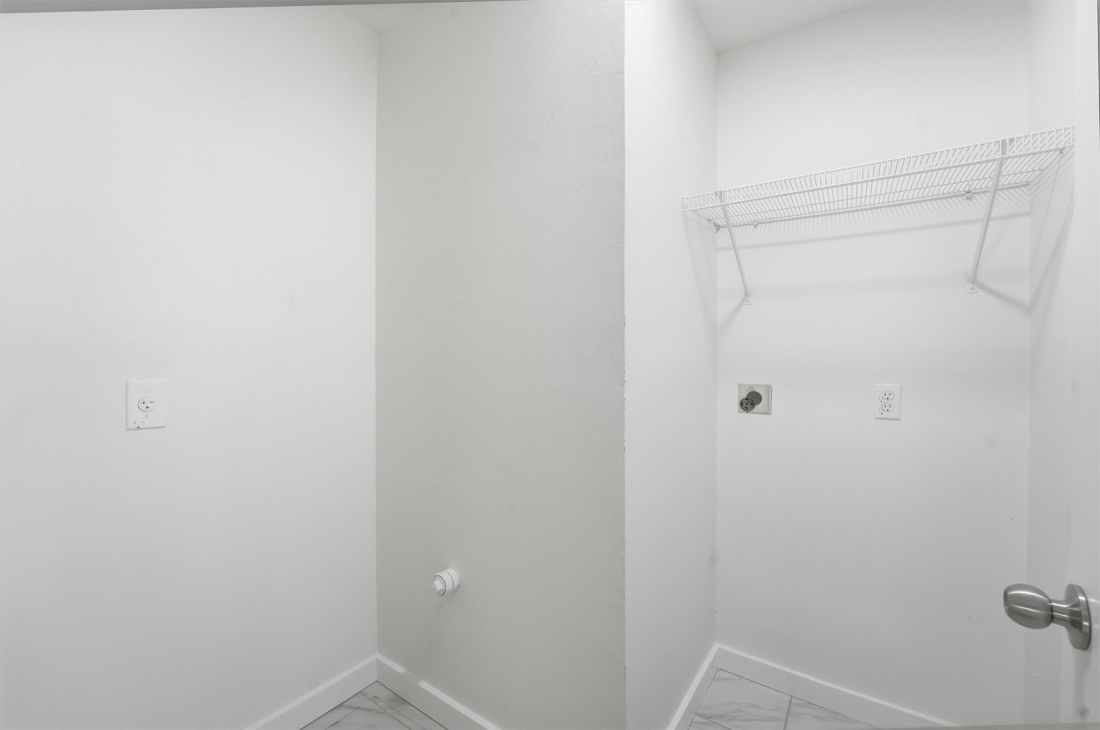 18385 Ten Oaks Court Porter, TX 77365 - Photo 17 of 31 a view of a small space