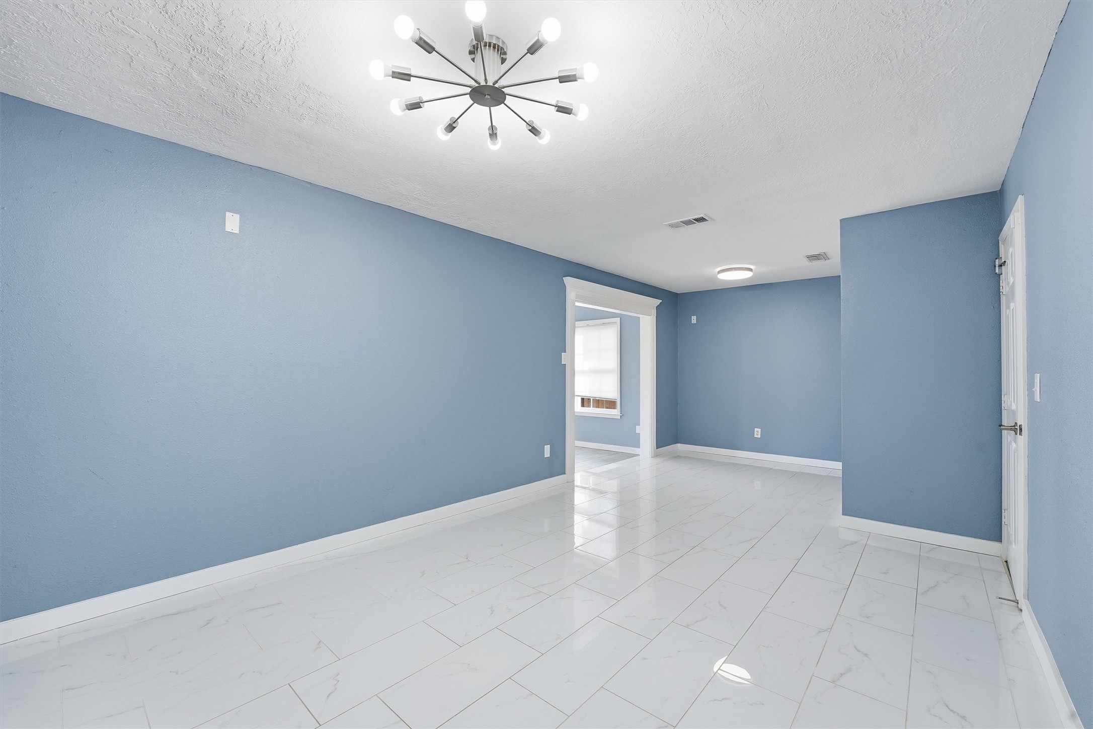 18385 Ten Oaks Court Porter, TX 77365 - Photo 8 of 31 a view of an empty room with a window