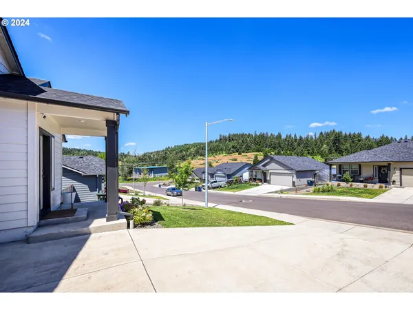a view of a basket ball ground