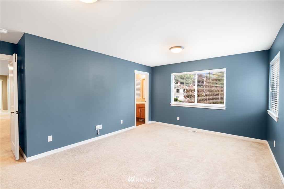 2202 Jones Avenue Northeast Renton, WA 98056 - Photo 18 of 25 Gallery Image 18