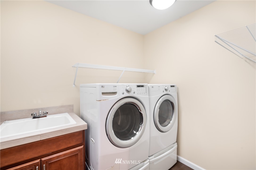 2202 Jones Avenue Northeast Renton, WA 98056 - Photo 23 of 25 Gallery Image 23
