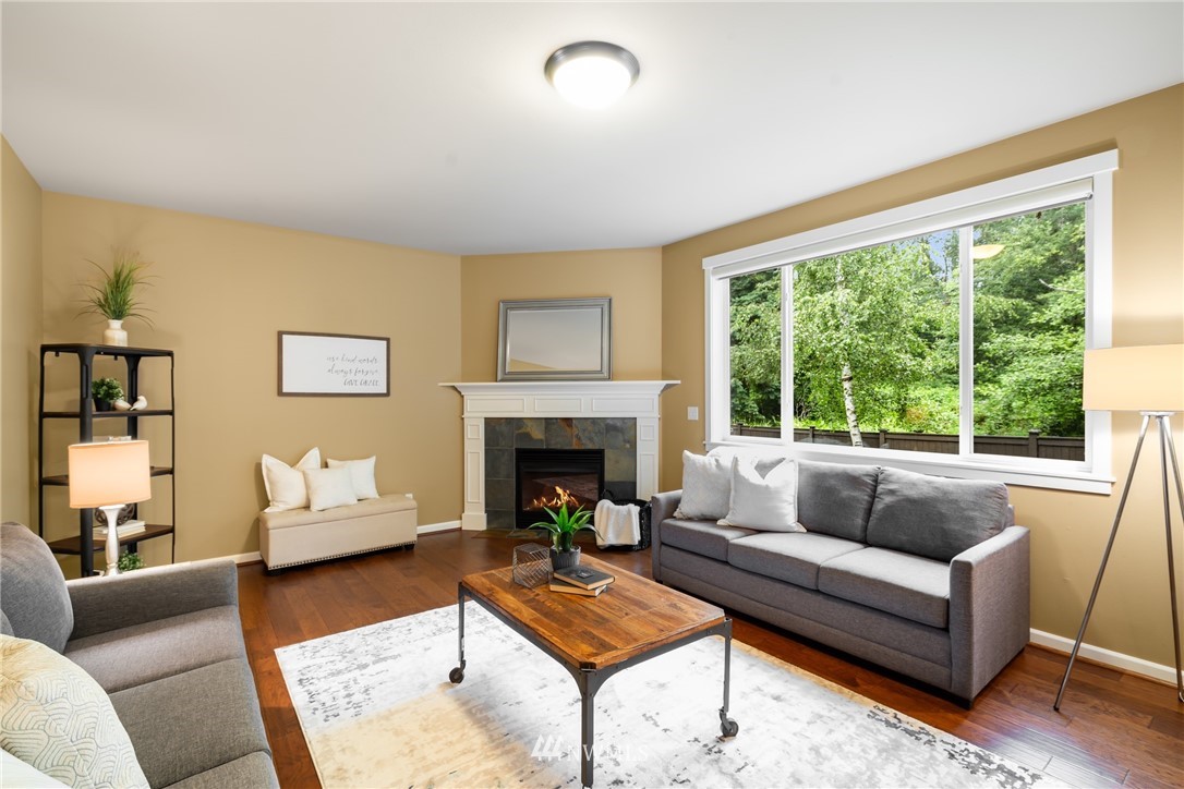 2202 Jones Avenue Northeast Renton, WA 98056 - Photo 6 of 25 Gallery Image 6
