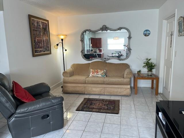 2145 Pierce Street, Unit 101 Hollywood, FL 33020 - Photo 2 of 24 Photo 2