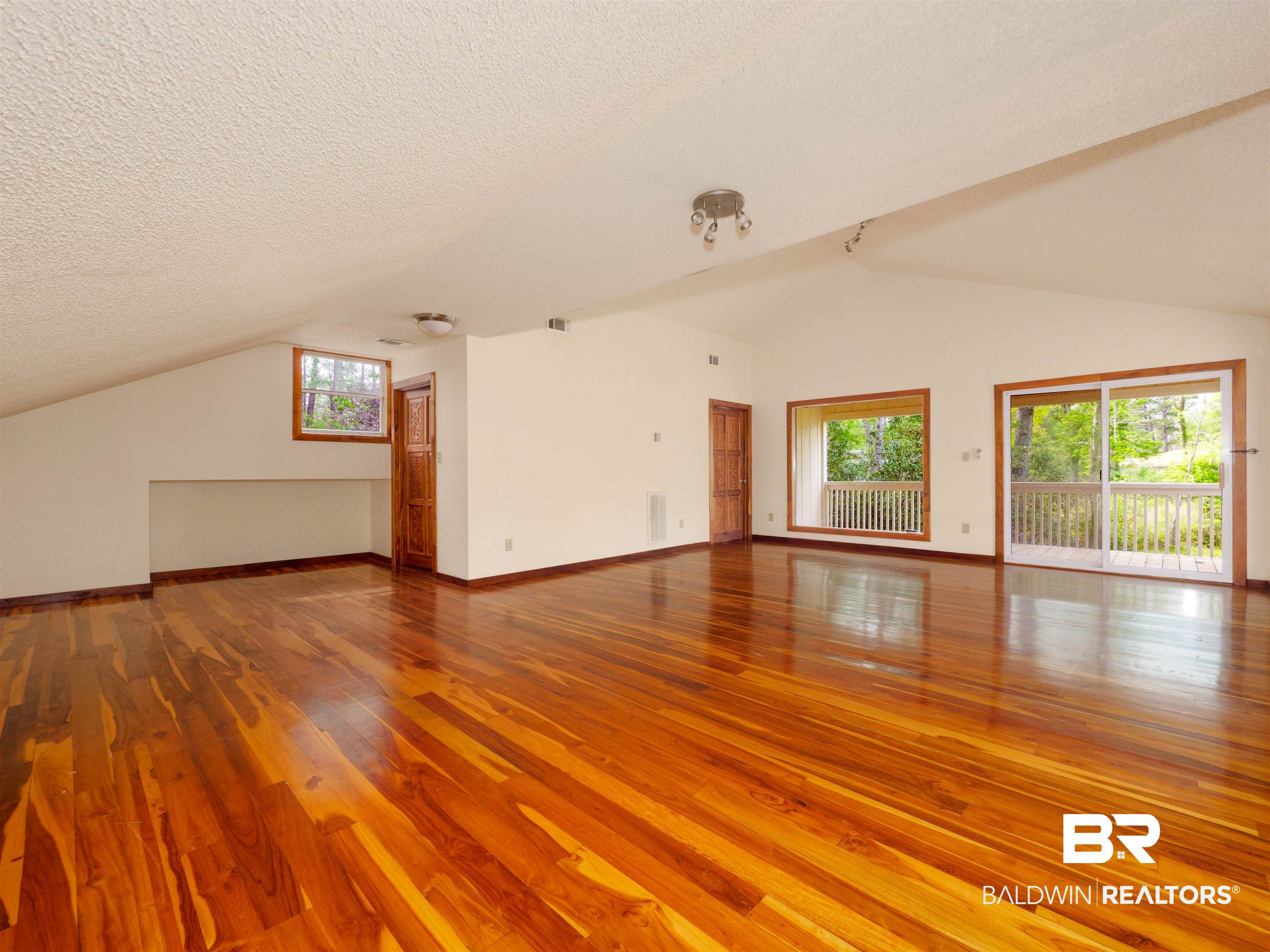 12831 Clay City Road Fairhope, AL 36532 - Photo 24 of 47 696 sq ft additional living area with private bath