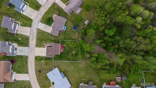 $300,000 | 381 Cuivre Valley Drive, Troy, MO 63379