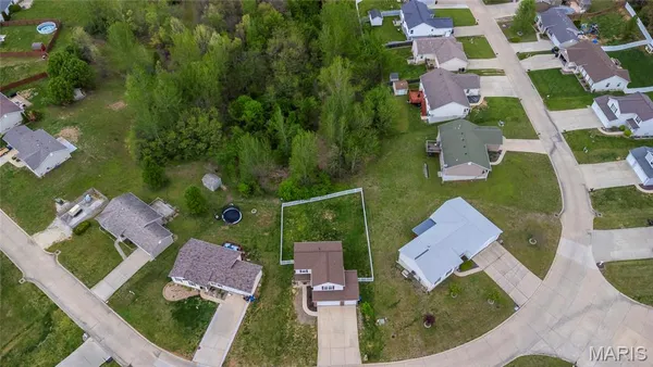 $300,000 | 381 Cuivre Valley Drive, Troy, MO 63379