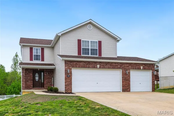 $300,000 | 381 Cuivre Valley Drive, Troy, MO 63379