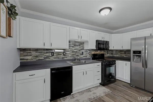 $300,000 | 381 Cuivre Valley Drive, Troy, MO 63379