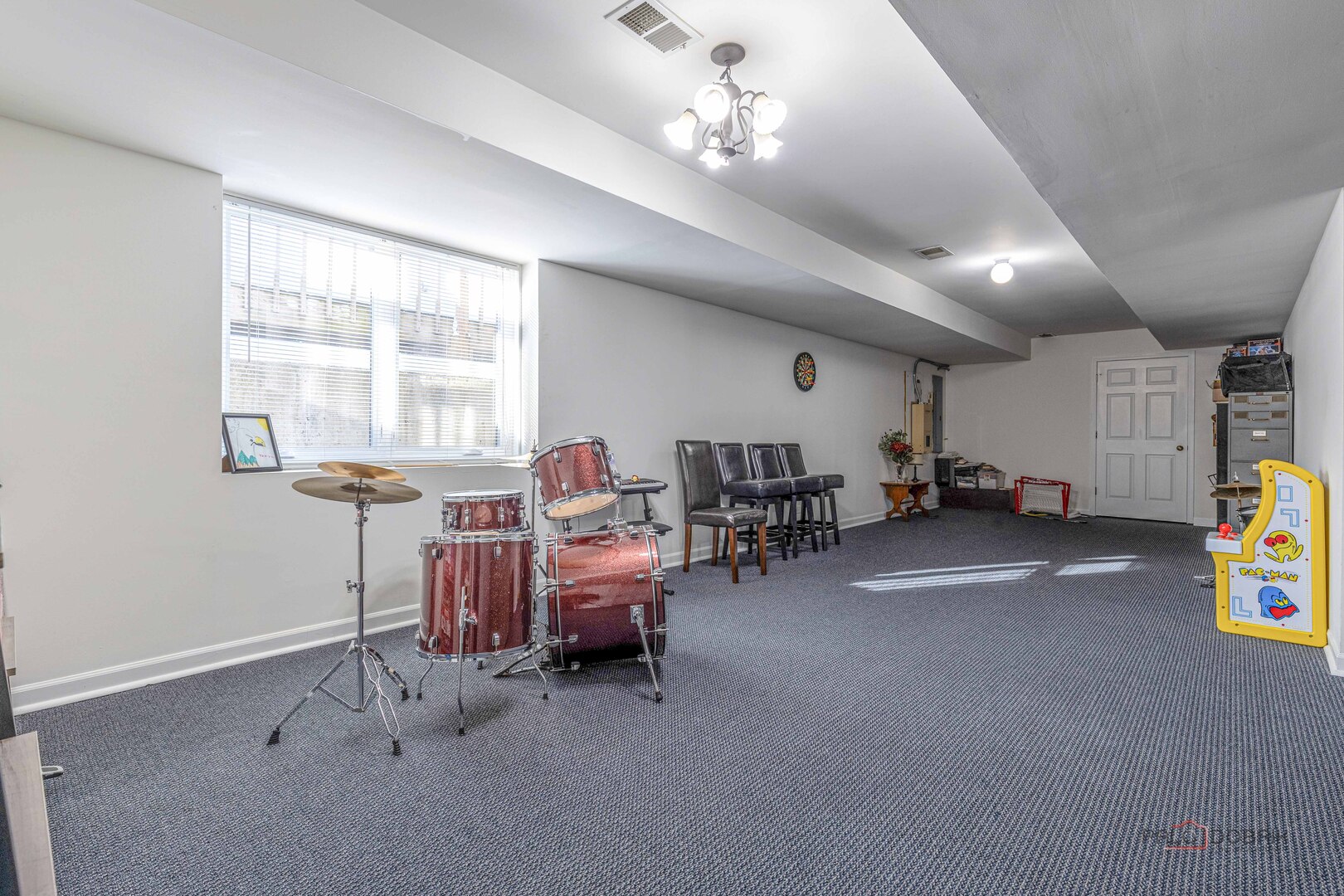25900 North St Marys Road Libertyville, IL 60048 - Photo 39 of 56 a view of a room with gym equipment
