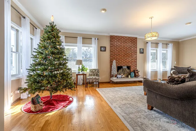 $999,999 | 25900 North St Marys Road, Mettawa, IL 60048