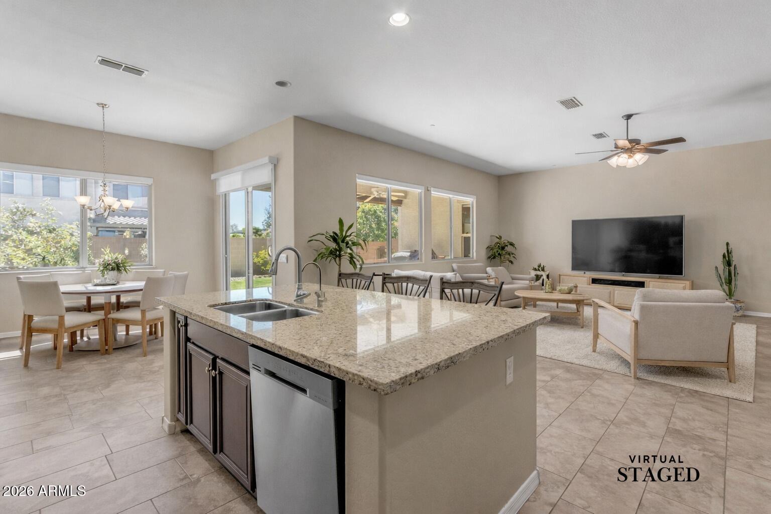 2827 East Muirfield Street Gilbert, AZ 85298 - Photo 11 of 55 Kitchen VR