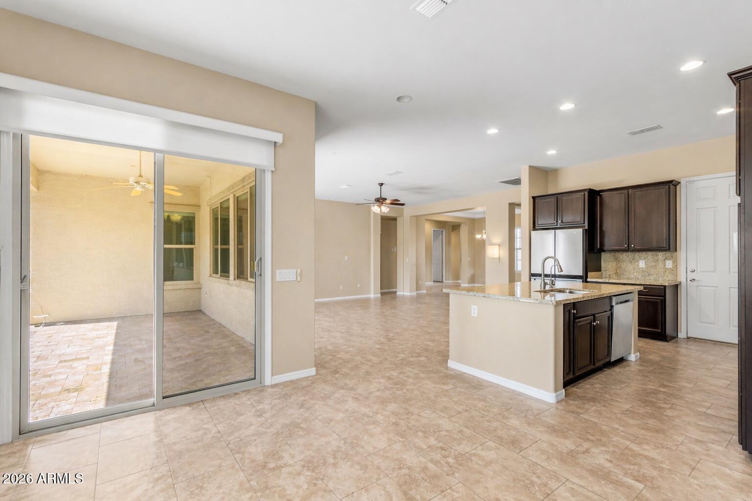 2827 East Muirfield Street Gilbert, AZ 85298 - Photo 15 of 55 kitchen nook