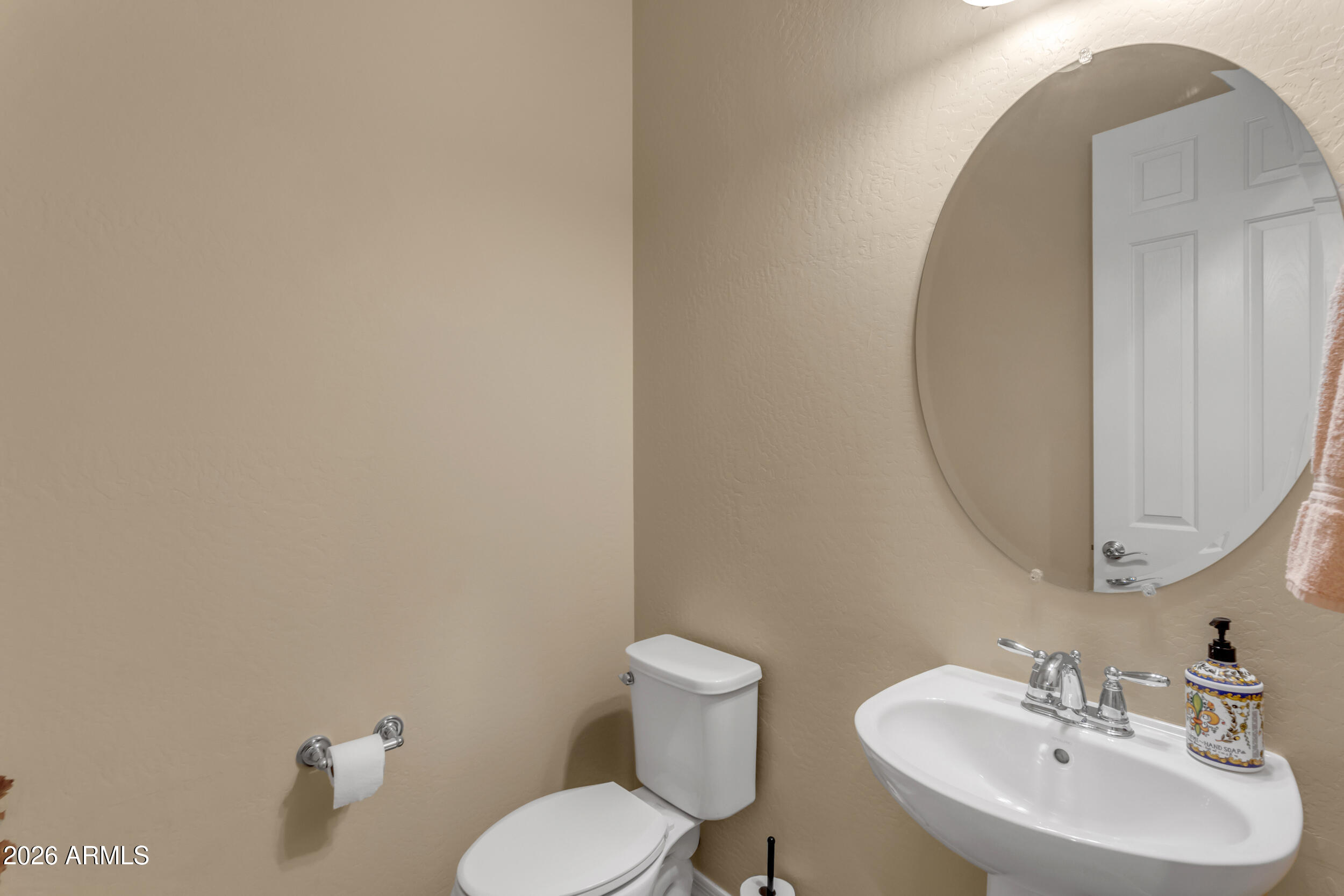 2827 East Muirfield Street Gilbert, AZ 85298 - Photo 26 of 55 2827 E Muirfield- Romano Realty