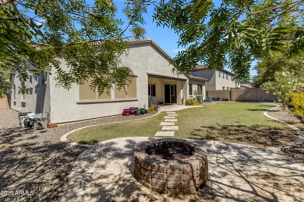 $715,000 | 2827 East Muirfield Street, Gilbert, AZ 85298