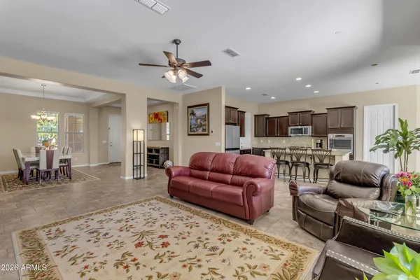 $715,000 | 2827 East Muirfield Street, Gilbert, AZ 85298