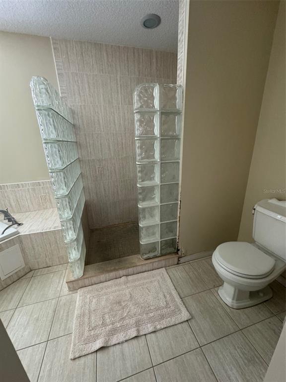 15529 Redington Drive Redington Beach, FL 33708 - Photo 7 of 11