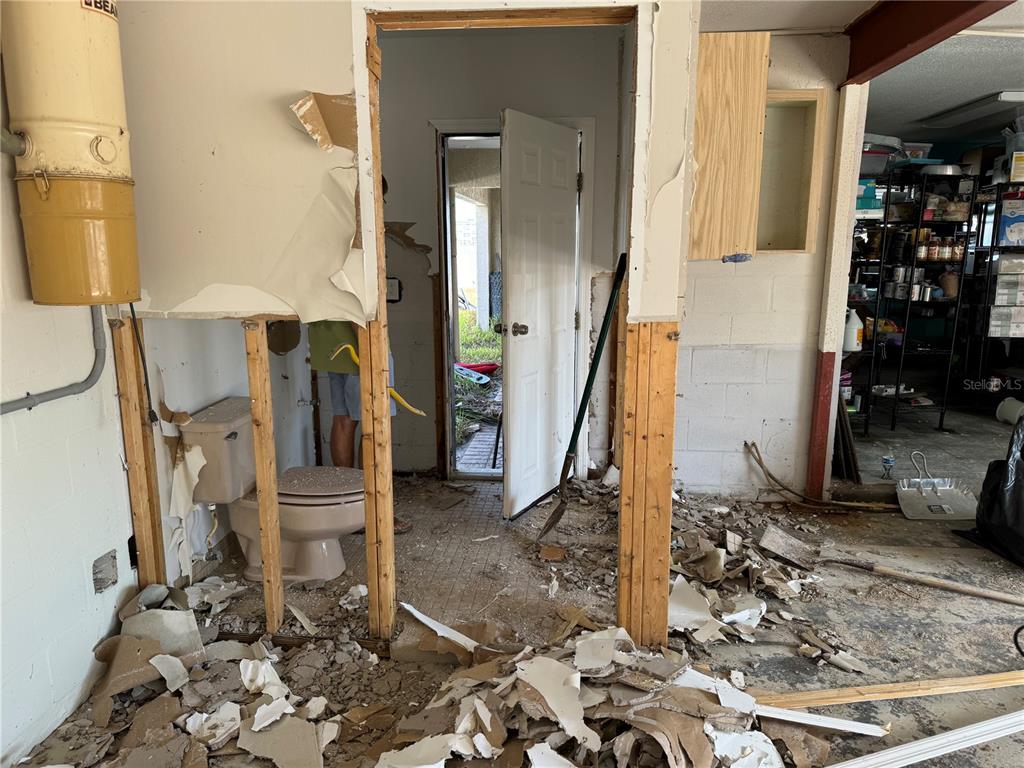 15529 Redington Drive Redington Beach, FL 33708 - Photo 8 of 11