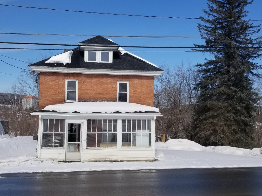 475 West Main Street Fort Kent, ME 04743 - Photo 3 of 15 475 03