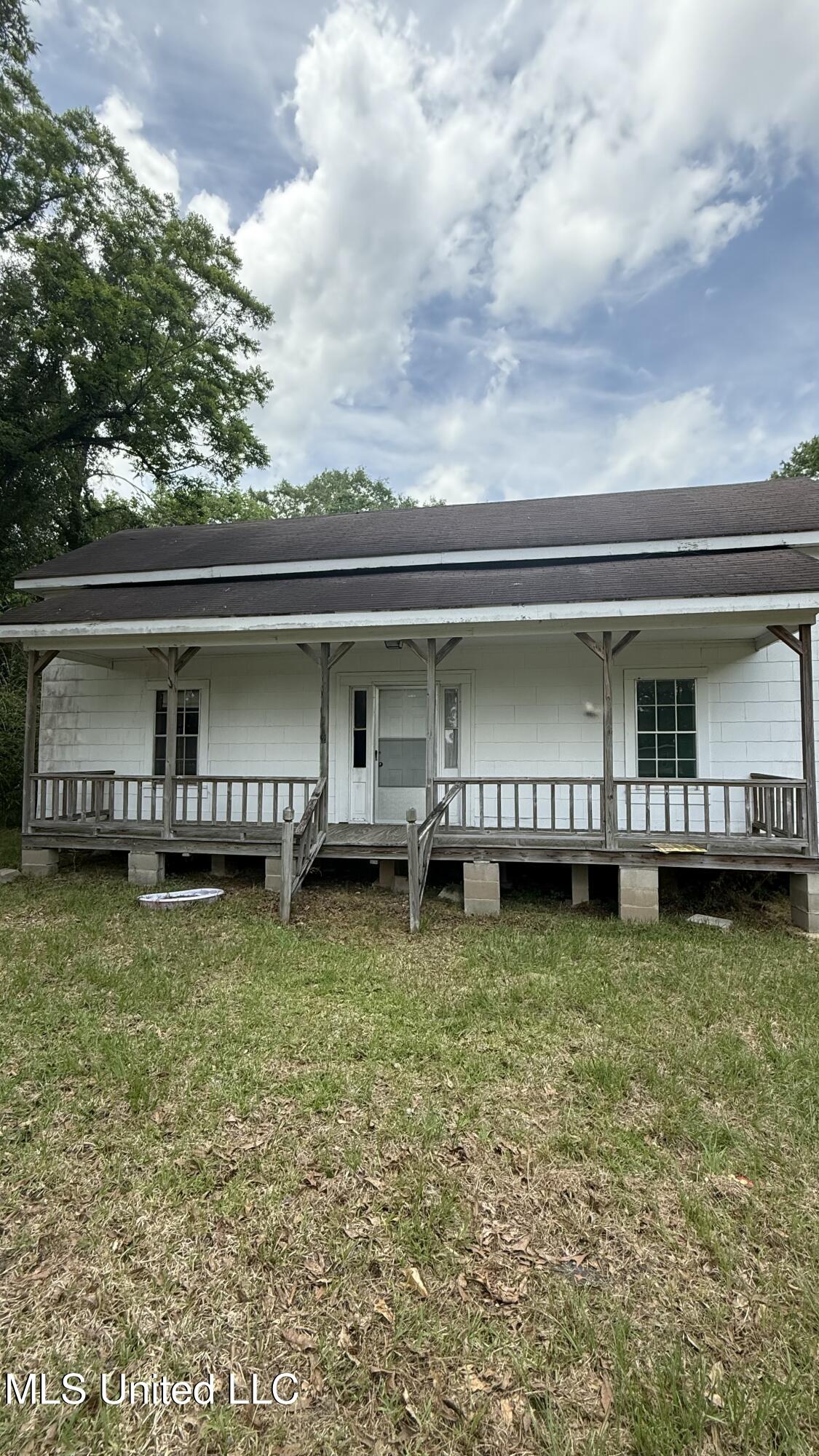 101 South 3rd Street Collins, MS 39428 - Photo 3 of 5 Front 3