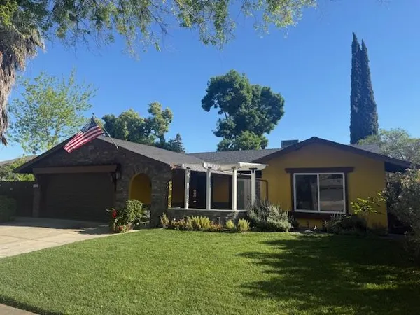 $499,999 | 1048 Vernal Avenue, Merced, CA 95340